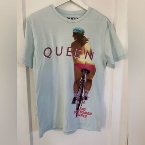 Men’s Baby Blue Queen T-Shirt, fat bottom girls, slim fit medium